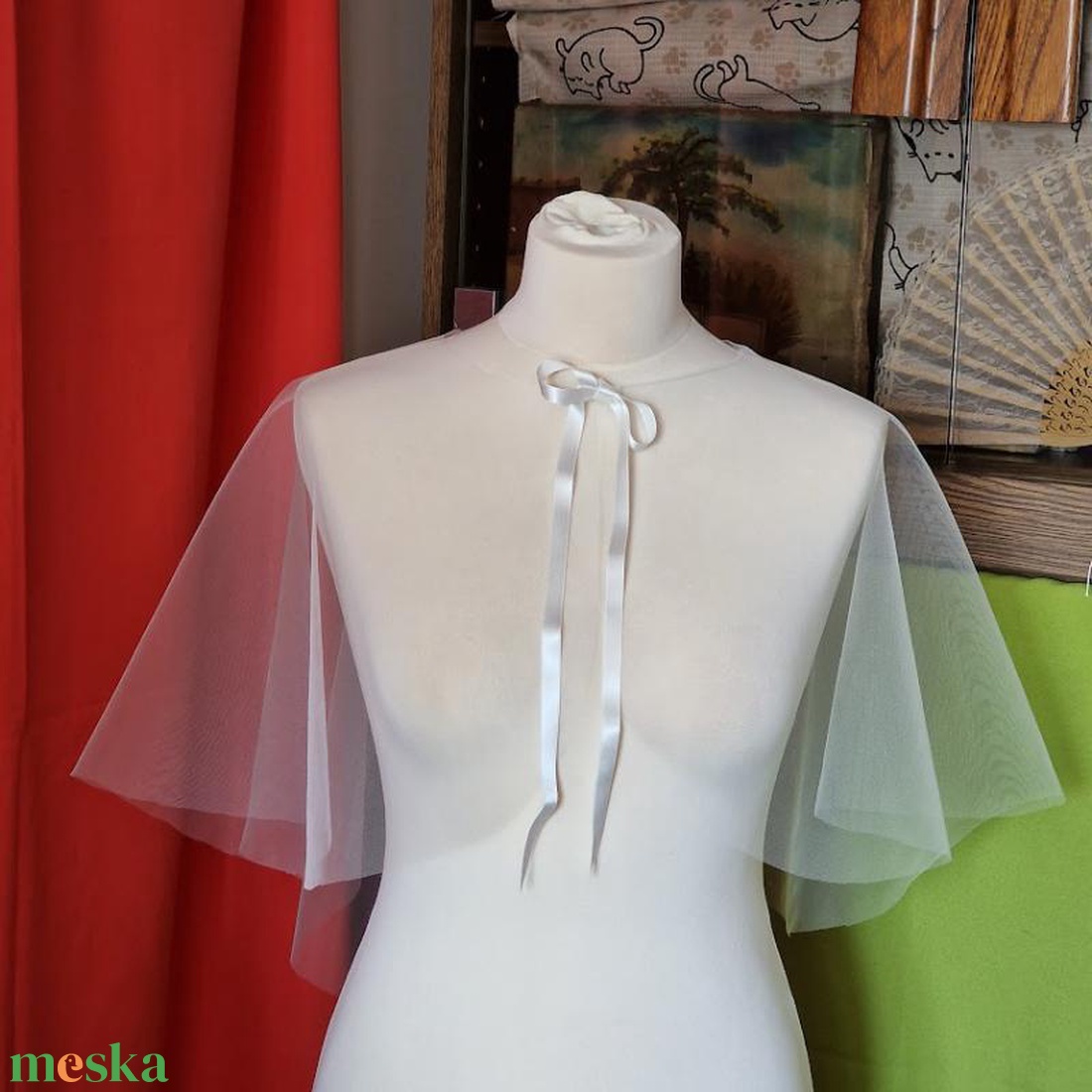 ESKÜVŐ BOL112 - Elegáns megkötős tüll pelerin, boleró - esküvő - kiegészítők - bolero és válltakaró - Meska.hu ESKÜVŐ BOL112 - Elegáns megkötős tüll pelerin, boleró - esküvő - kiegészítők - bolero és válltakaró - Meska.hu
