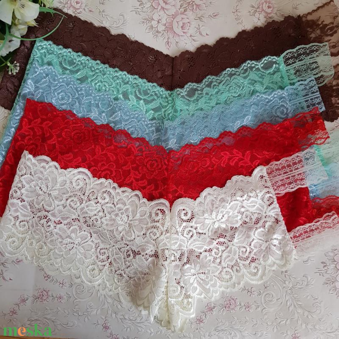 FEN26 - Női fehérnemű - Féloldalas Francia csipke bugyi - 2XS-3XL / 42-54 - ruha & divat - női ruha - fürdőruha & fehérnemű - Meska.hu FEN26 - Női fehérnemű - Féloldalas Francia csipke bugyi - 2XS-3XL / 42-54 - ruha & divat - női ruha - fürdőruha & fehérnemű - Meska.hu