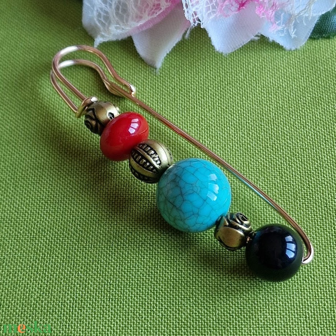 Kitűző, bross BRO160 - Achát és sárgaréz gyöngyös melltű 20x78mm - ékszer - kitűző és bross - kitűző - Meska.hu Kitűző, bross BRO160 - Achát és sárgaréz gyöngyös melltű 20x78mm - ékszer - kitűző és bross - kitűző - Meska.hu