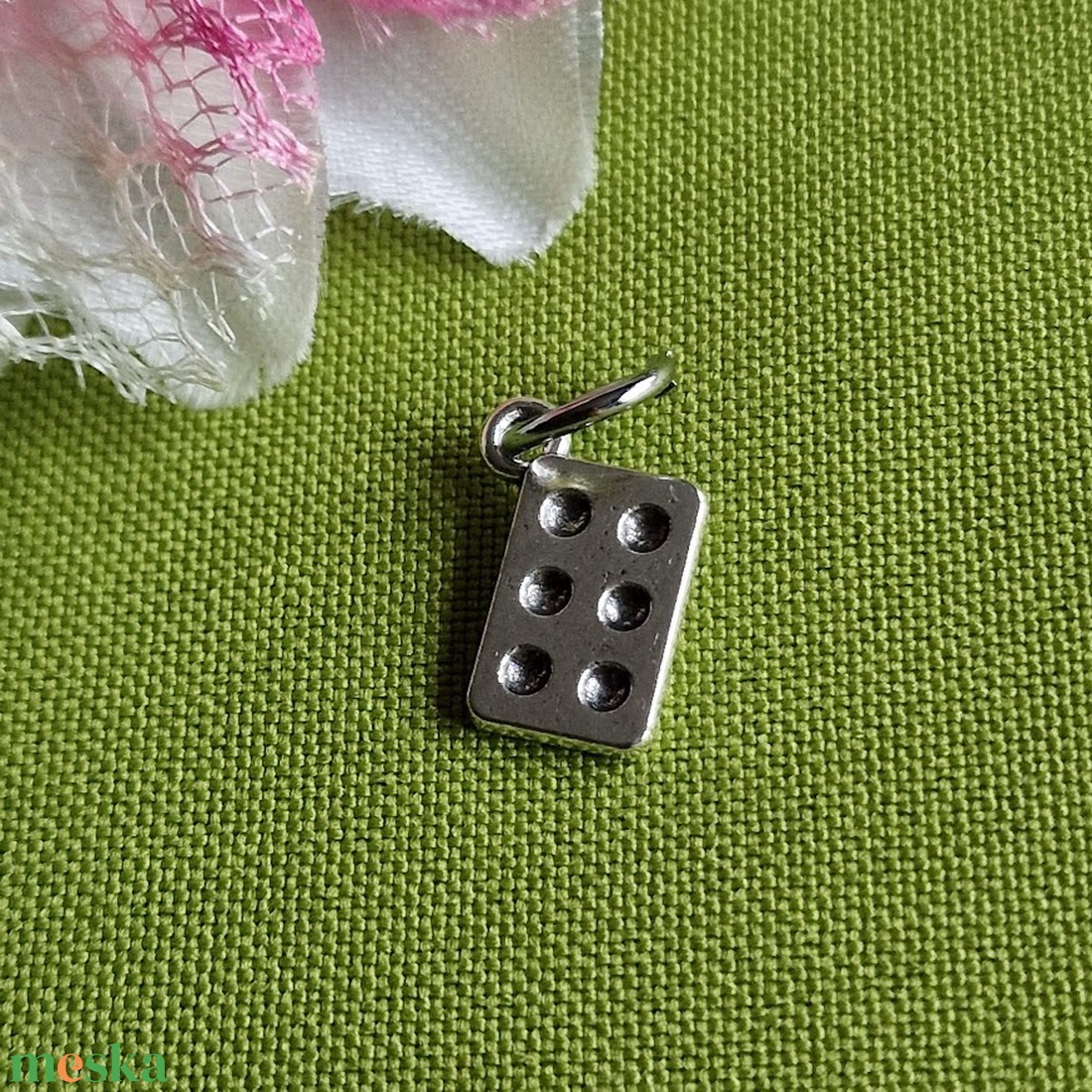 MED82 - Ezüst színű cukrász medál 13x9mm - tepsi - kellékek & szerszámok - ékszerkellék - charmok - Meska.hu MED82 - Ezüst színű cukrász medál 13x9mm - tepsi - kellékek & szerszámok - ékszerkellék - charmok - Meska.hu
