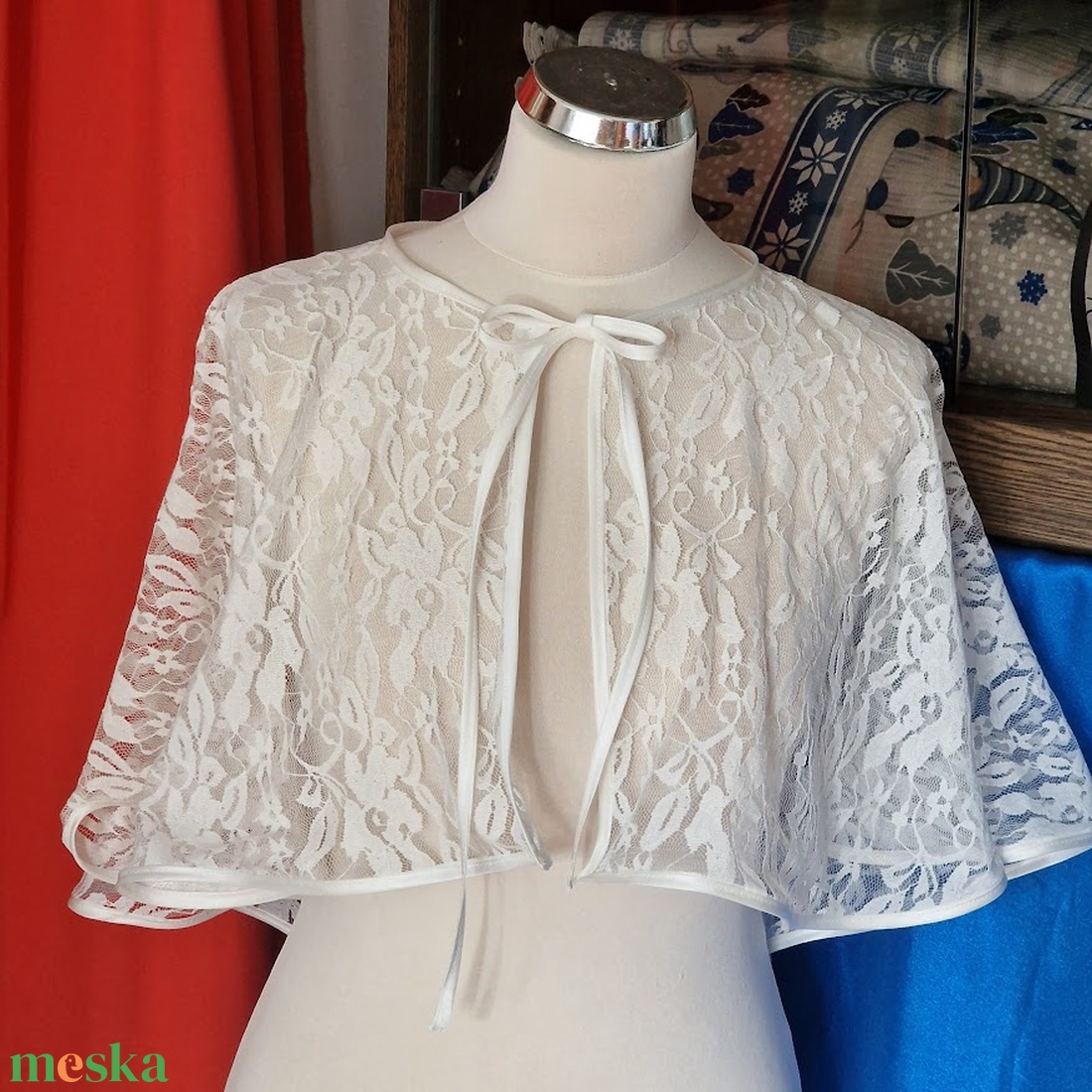 ESKÜVŐ BOL21 - Elegáns hófehér színű csipke boleró, pelerin - esküvő - kiegészítők - bolero és válltakaró - Meska.hu ESKÜVŐ BOL21 - Elegáns hófehér színű csipke boleró, pelerin - esküvő - kiegészítők - bolero és válltakaró - Meska.hu