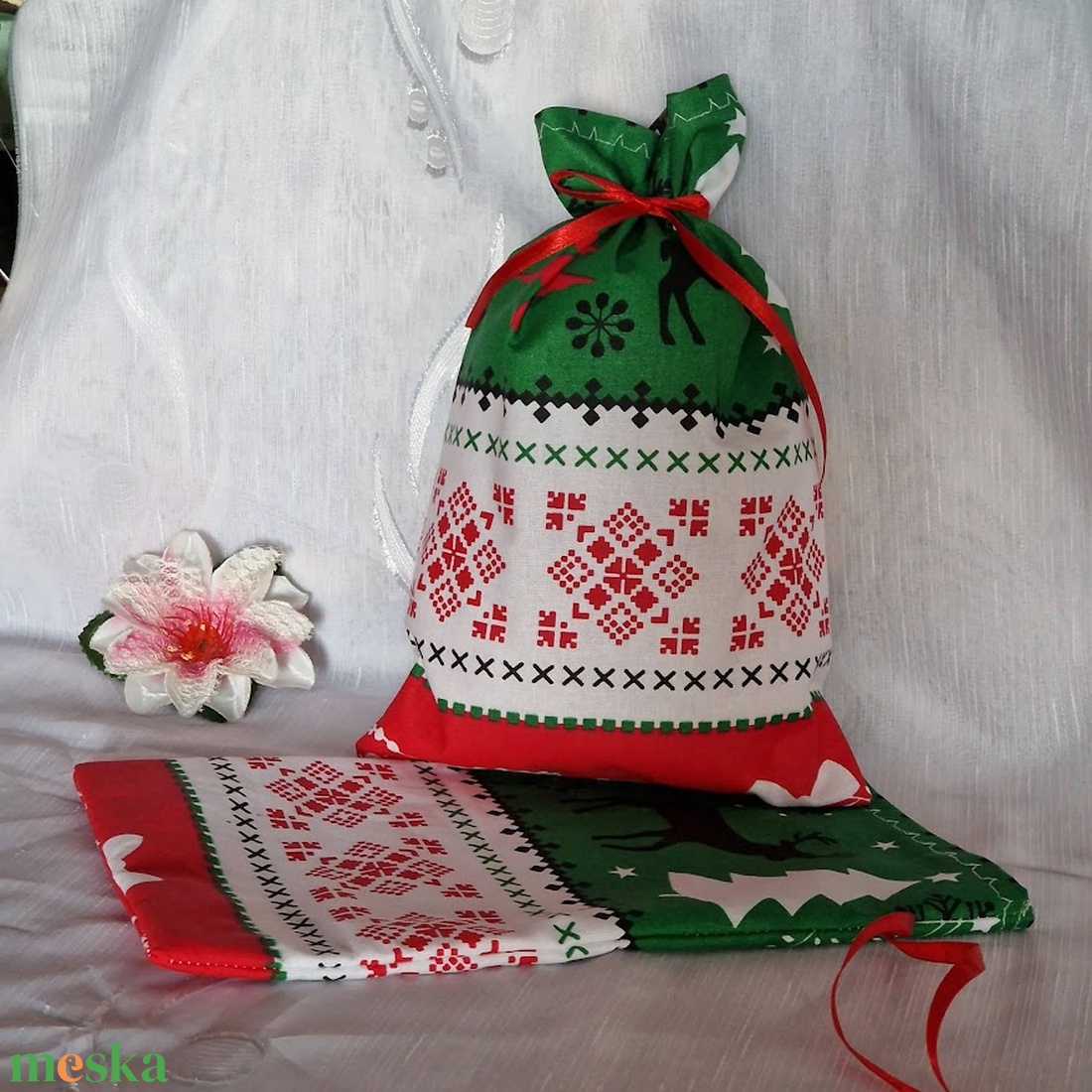 DCS51B - Karácsonyi fenyőfa, rénszarvas mintás mikulás zsák, textil ajándéktasak - zöld - karácsony - mikulás - mikulás zsák - Meska.hu