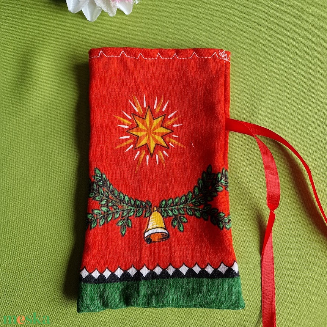 DCS107 - Csillag és csengő mintás textil ajándéktasak, mikulás zsák piros alapon - karácsony - mikulás - mikulás zsák - Meska.hu