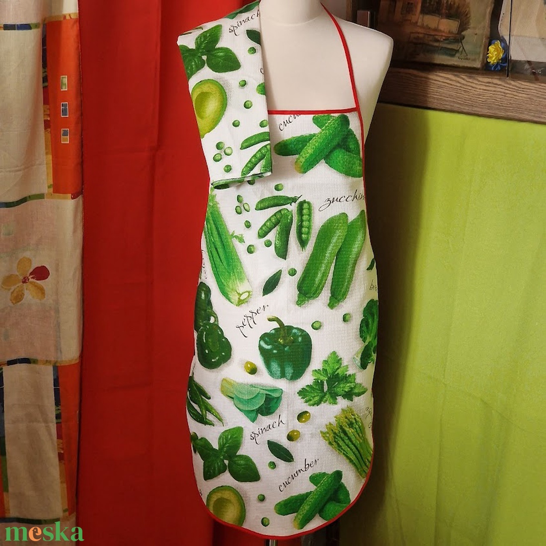 OTT35 - Pipacs, zöldség, naparforgós és Cica mintás pamut konyhai szett: kötény, konyharuha (törlőkendő) - otthon & életmód - konyhafelszerelés, tálalás - konyhai textil - kötény - Meska.hu