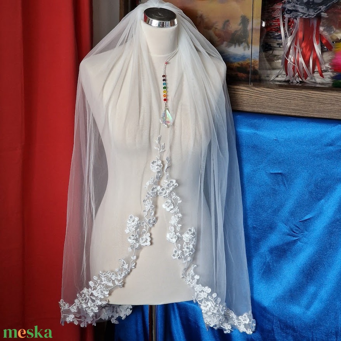 FTY146 - 1 rétegű, csipkésszélű, gyöngyözött, EKRÜ menyasszonyi fátyol 95x150cm - esküvő - kiegészítők - fátyol - Meska.hu