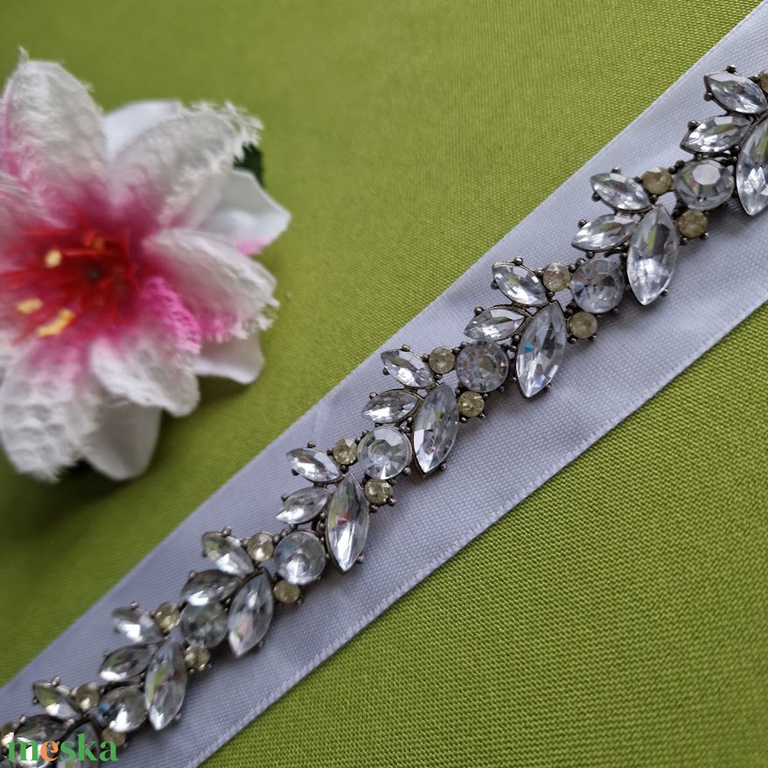 ESKÜVŐ MÖV53 - Kristályköves menyasszonyi Öv, Nyaklánc, Hajdísz 36x2,3cm - esküvő - kiegészítők - öv & pánt - Meska.hu