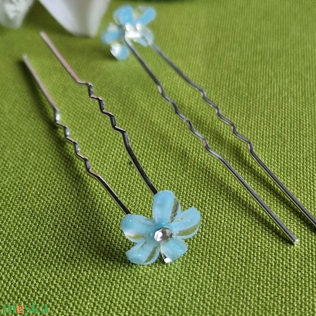 ESKÜVŐ HAD235 - Világoskék színű strasszköves hajtű - esküvő - hajdísz - hajtű - Meska.hu