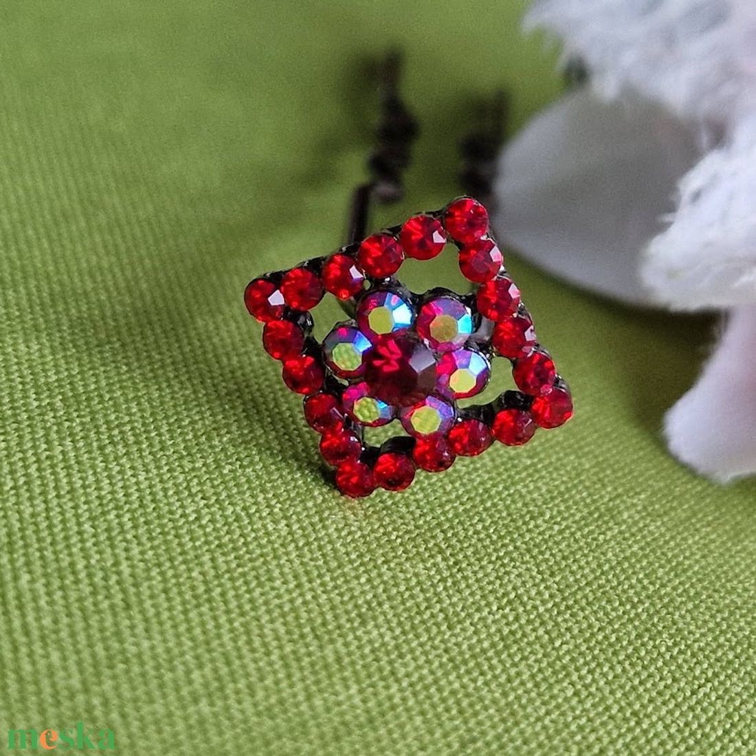 ESKÜVŐ HAD233 - Piros - borvörös és lila színű strasszköves hajtű - esküvő - hajdísz - hajtű - Meska.hu