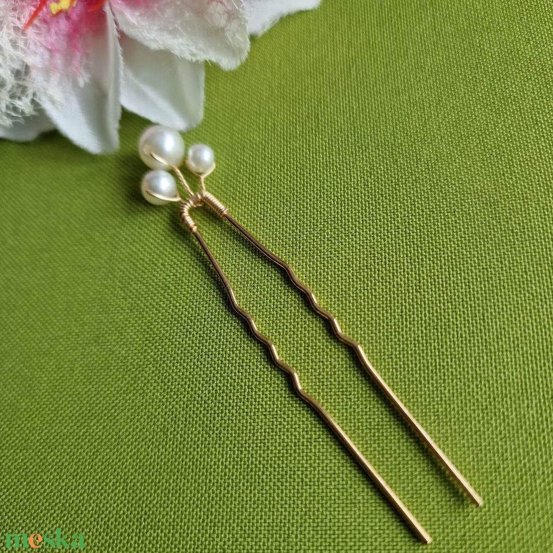 ESKÜVŐ HAD243 - Arany színű 3 gyöngyös hajtű, hajdísz  - esküvő - hajdísz - hajtű - Meska.hu