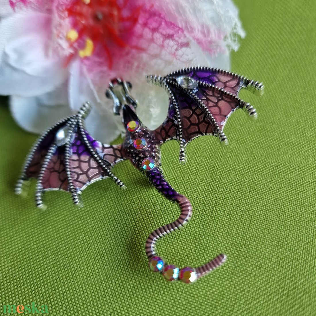 Kitűző, bross BRO269D - Tűzzománcos lila/rózsa repülő sárkány kb. 75x65mm - ékszer - kitűző és bross - Meska.hu