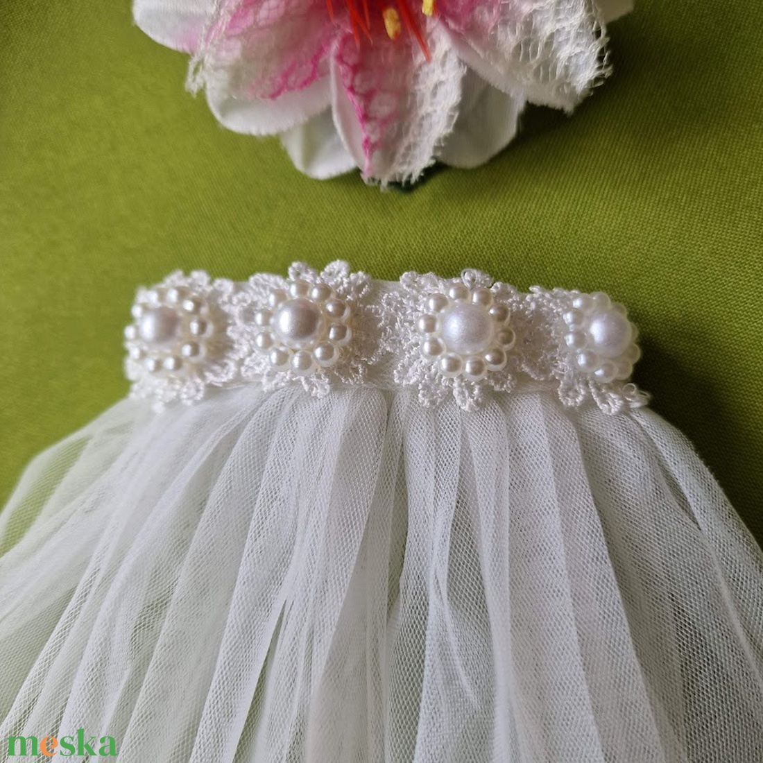 FTY152 - 1 rétegű, szegetlen, csipke virágos Ekrü menyasszonyi fátyol 80x150cm - esküvő - kiegészítők - fátyol - Meska.hu