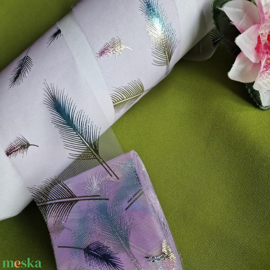 60SZOM20 - 60mm-es lila organza szalag csillogó levél mintás - kellékek & szerszámok - méteráru - dekorációs alapanyag - Meska.hu