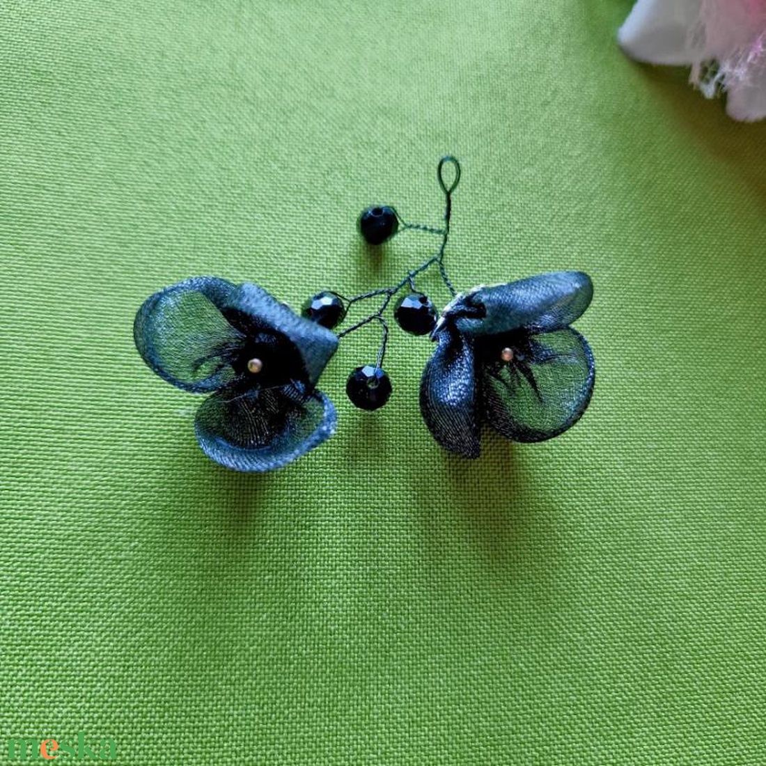 VIR25 - Virág dróton csiszolt kövekkel hand made - antracit színű - kellékek & szerszámok - dekorációs kellékek - virágfej - Meska.hu