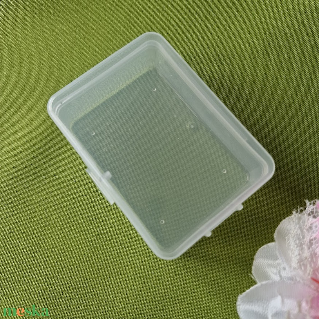 Műanyag tároló doboz 5x6,8x2,5 cm - kellékek & szerszámok - csomagolóanyag - doboz, henger - Meska.hu