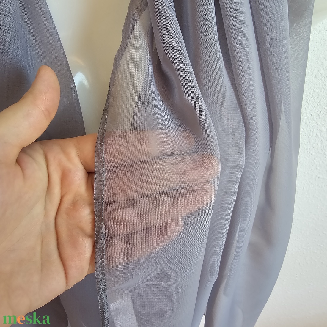 Szürke színű muszlin sál, kendő, vállkendő, stóla - esküvő - kiegészítők - bolero és válltakaró - Meska.hu