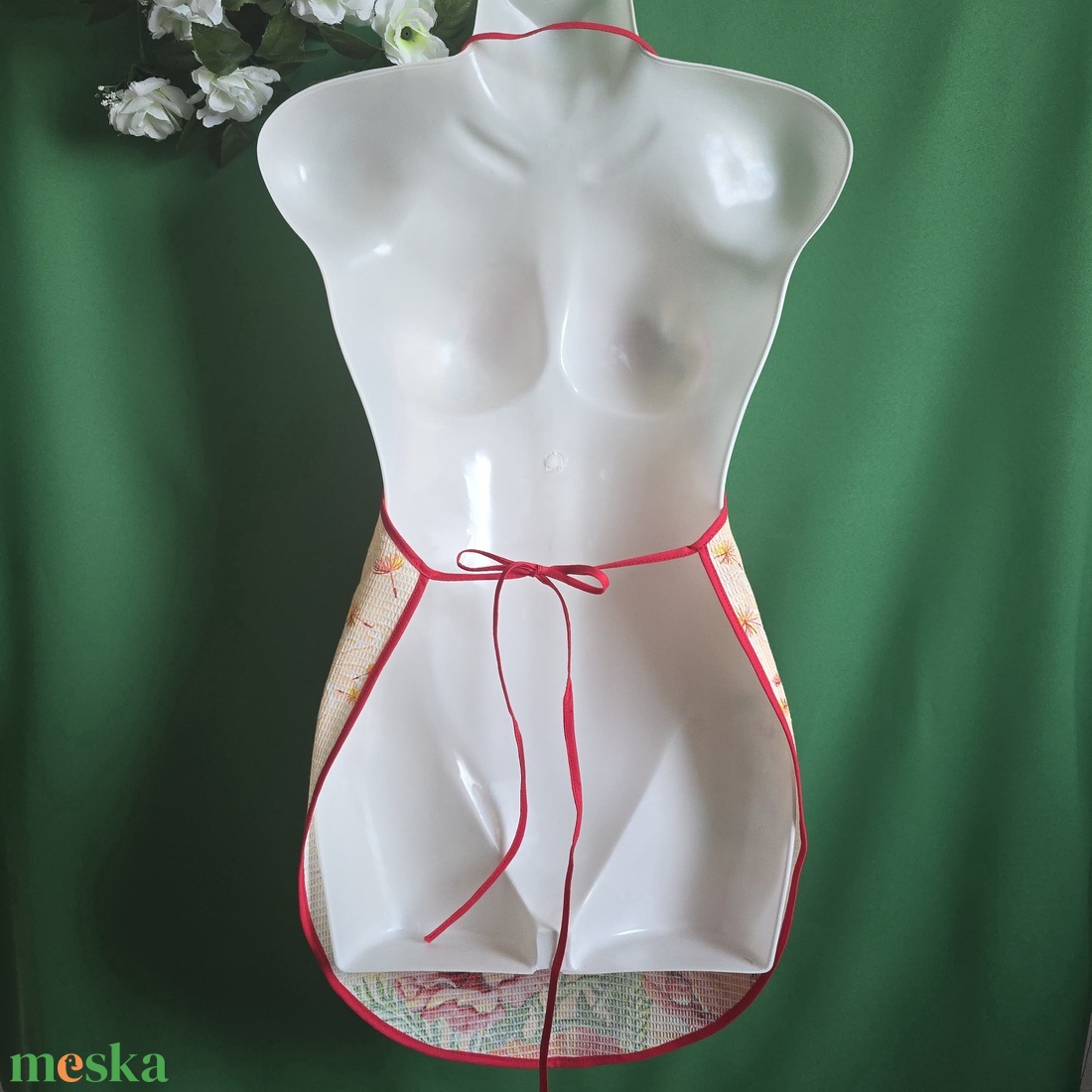Pipacs mintás pamut konyhai kötény piros szegéllyel - otthon & életmód - konyhafelszerelés, tálalás - konyhai textil - kötény - Meska.hu Pipacs mintás pamut konyhai kötény piros szegéllyel - otthon & életmód - konyhafelszerelés, tálalás - konyhai textil - kötény - Meska.hu