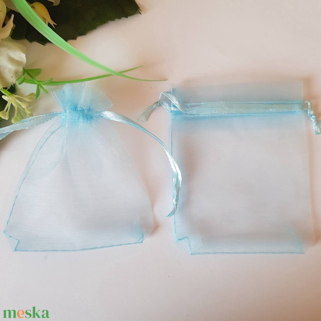 Világoskék organza dísztasak, ajándék tasak kb. 7x9cm - esküvő - emlék & ajándék - köszönőajándék - Meska.hu Világoskék organza dísztasak, ajándék tasak kb. 7x9cm - esküvő - emlék & ajándék - köszönőajándék - Meska.hu