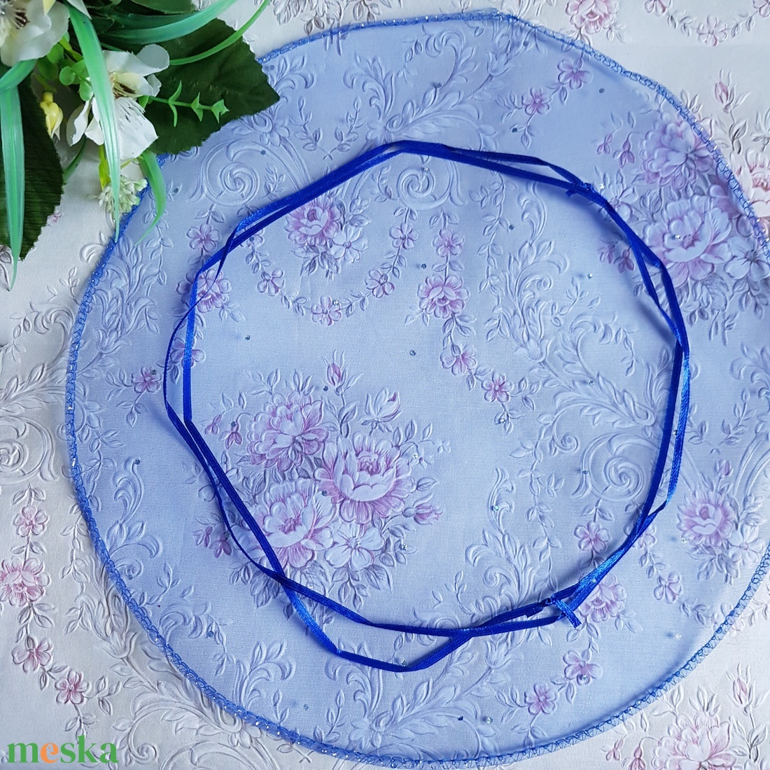 Királykék színű, kör alakú, csillogó organza dísztasak, ajándék tasak - esküvő - emlék & ajándék - köszönőajándék - Meska.hu Királykék színű, kör alakú, csillogó organza dísztasak, ajándék tasak - esküvő - emlék & ajándék - köszönőajándék - Meska.hu