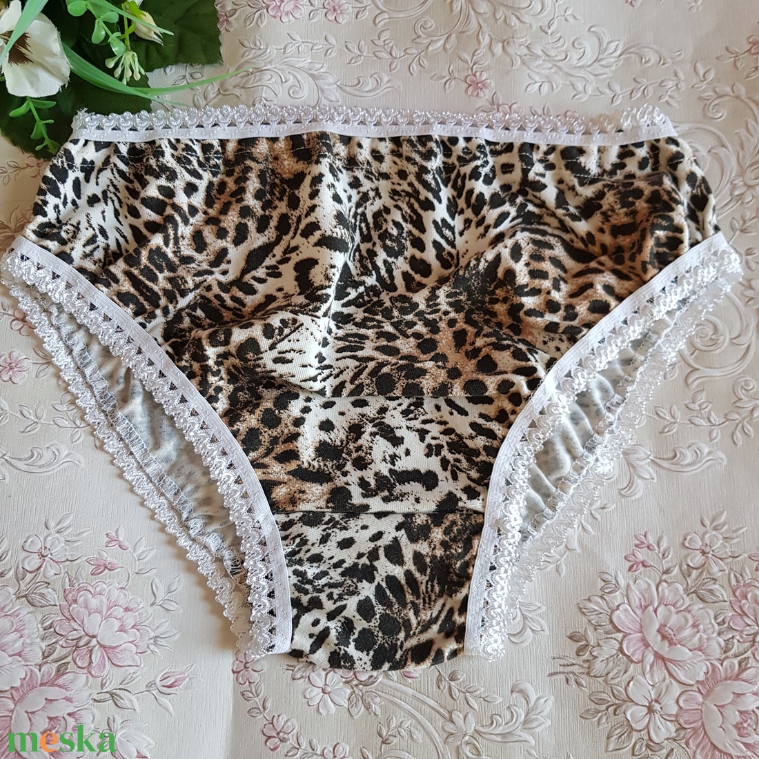 Hagyományos fazonú párduc mintás pamut bugyi, fehérnemű - ruha & divat - női ruha - fürdőruha & fehérnemű - Meska.hu Hagyományos fazonú párduc mintás pamut bugyi, fehérnemű - ruha & divat - női ruha - fürdőruha & fehérnemű - Meska.hu