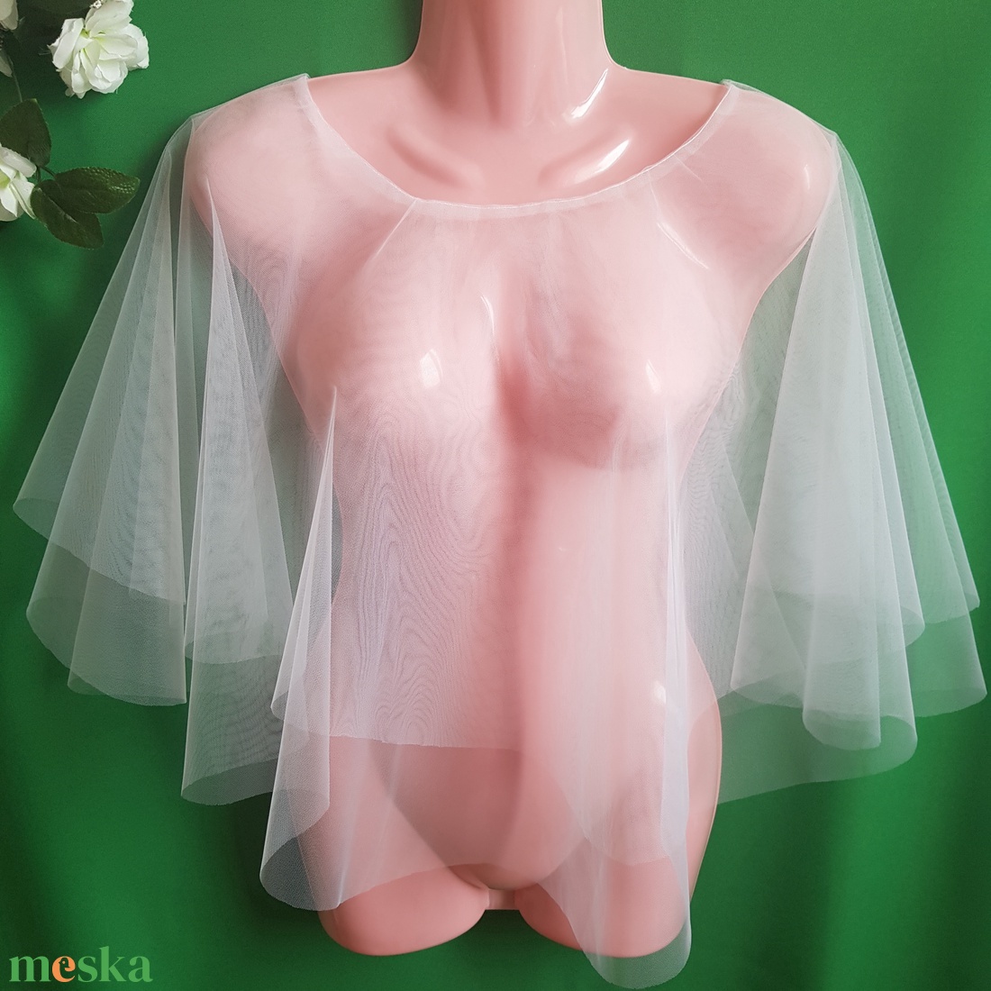 Hófehér színű, 2 rétegű menyasszonyi tüll pelerin, válltakaró - esküvő - kiegészítők - bolero és válltakaró - Meska.hu