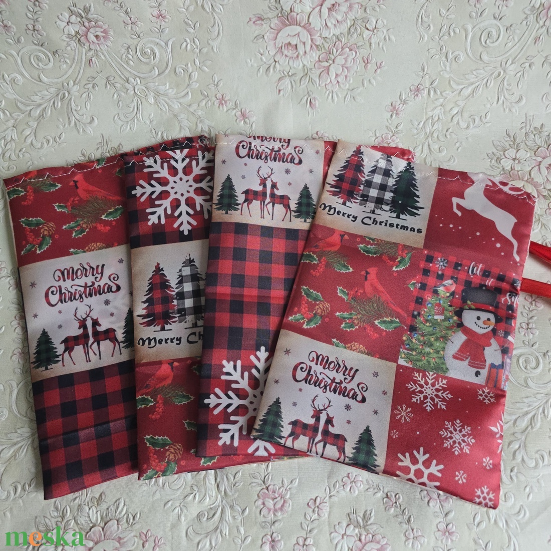 Karácsonyi mozaik mintás (mikulás, gömb, fenyőfa, hóember, hópehely) mikulás zsák, textil ajándéktasak - karácsony - mikulás - mikulás zsák - Meska.hu