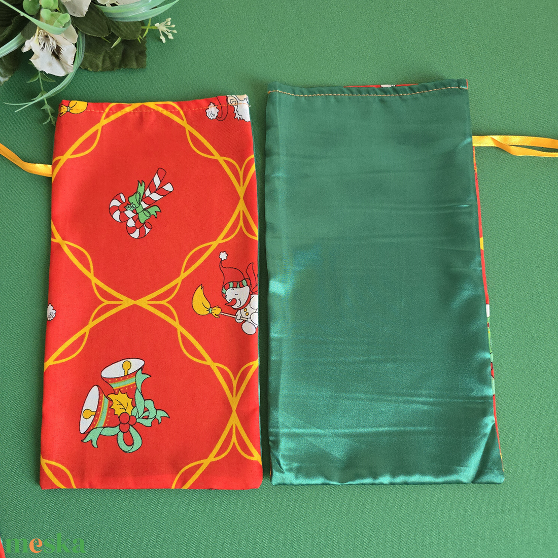Csengő, hóember, cukorka mintás szatén mikulás zsák, textil ajándéktasak   - karácsony - mikulás - mikulás zsák - Meska.hu