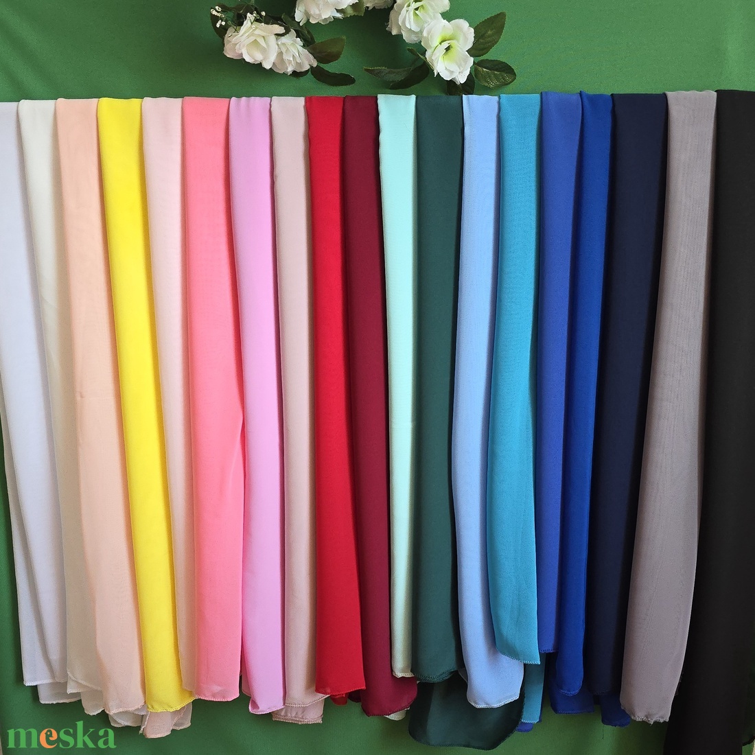 Hófehér színű muszlin sál, kendő, vállkendő, stóla - esküvő - kiegészítők - bolero és válltakaró - Meska.hu