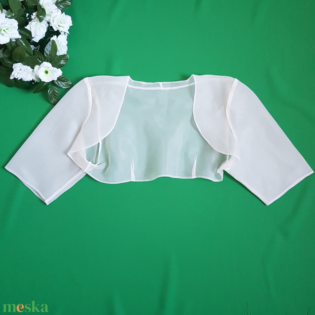 kb. XL-es ekrü színű, -es ujjú organza boleró - esküvő - kiegészítők - bolero és válltakaró - Meska.hu