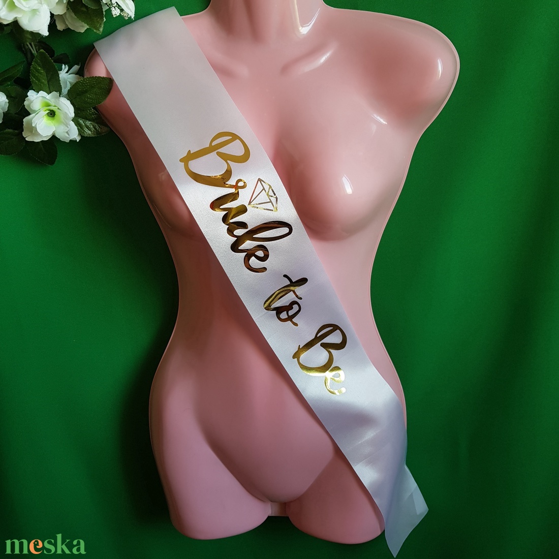 Bride to be feliratú szatén vállszalag lánybúcsúra - esküvő - lánybúcsú - Meska.hu