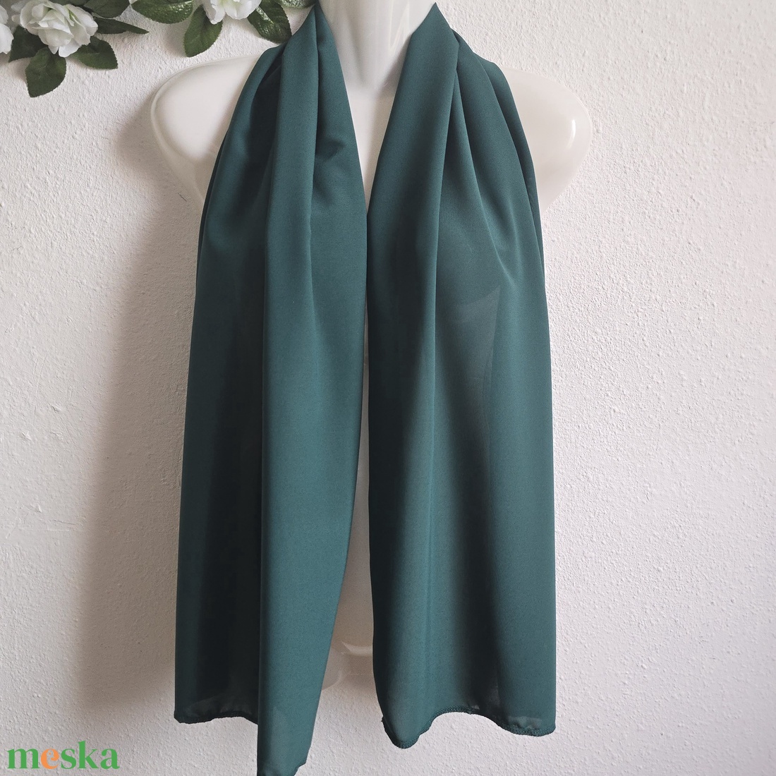 Fenyőzöld színű muszlin sál, kendő, vállkendő, stóla - 50 x 150cm - esküvő - kiegészítők - bolero és válltakaró - Meska.hu