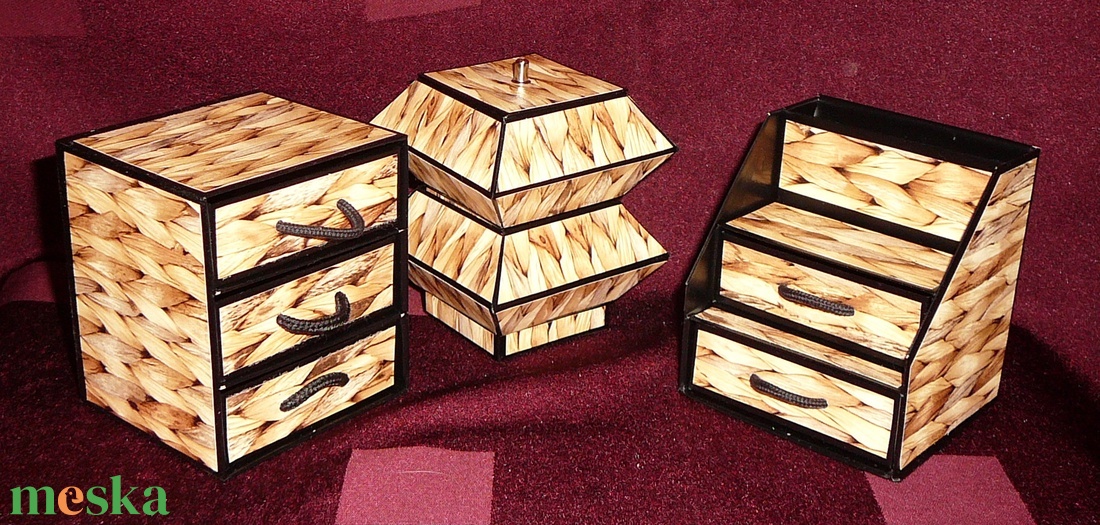 Rattan hatású ékszerdoboz / írószertartó szett /fekete alapon/ - ékszer - ékszertartó - ékszerdoboz - Meska.hu Rattan hatású ékszerdoboz / írószertartó szett /fekete alapon/ - ékszer - ékszertartó - ékszerdoboz - Meska.hu