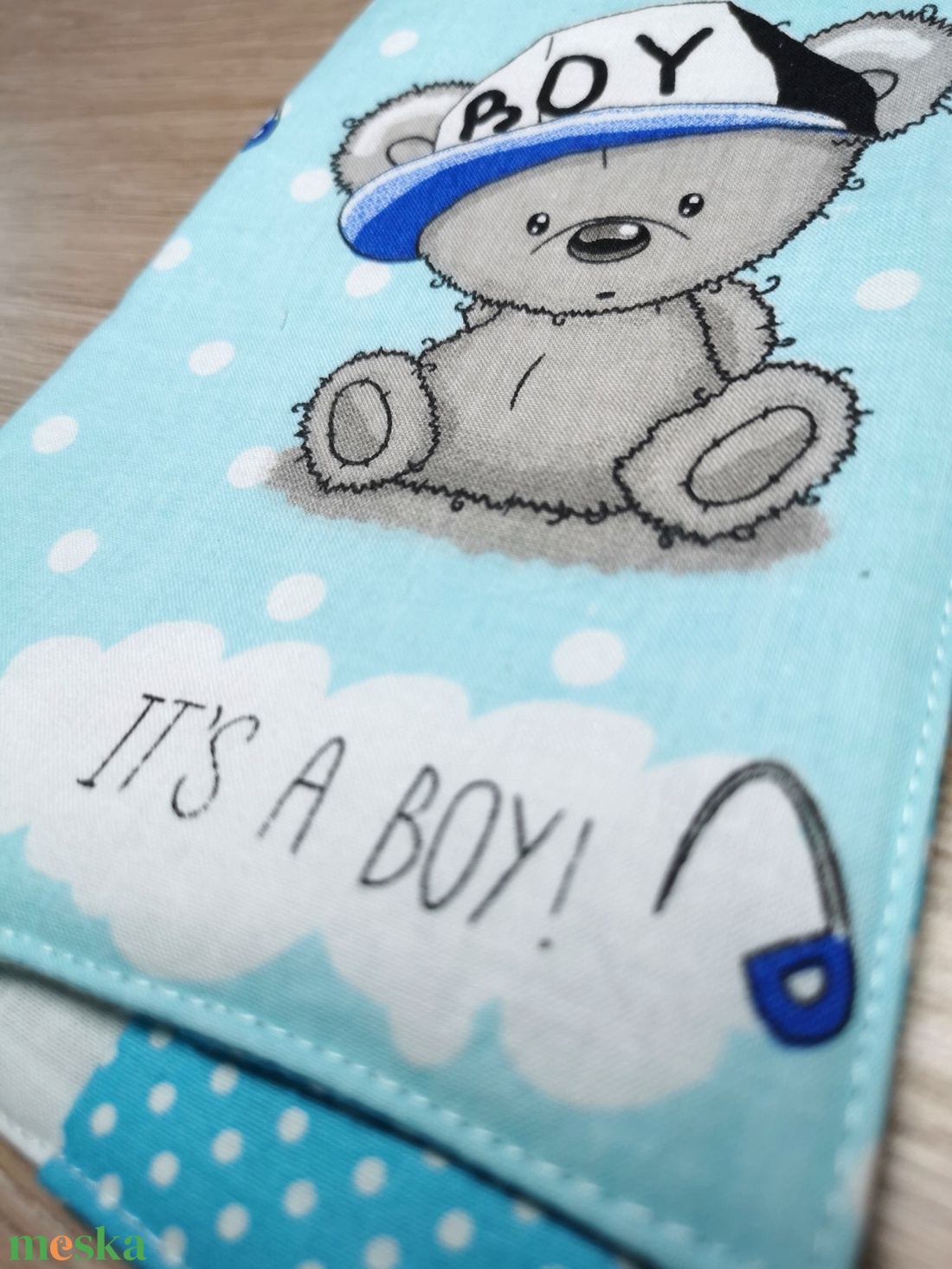 Egészségügyi kiskönyv borító It's a boy kék macis - otthon & életmód - papír, írószer - egészségügyi kiskönyv borító - Meska.hu Egészségügyi kiskönyv borító It's a boy kék macis - otthon & életmód - papír, írószer - egészségügyi kiskönyv borító - Meska.hu