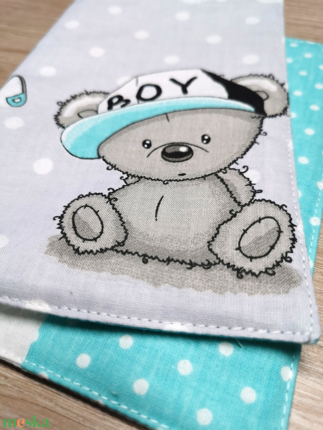 Egészségügyi kiskönyv borító It's a boy macis szürke alapon - könyv & zene - könyvtok - Meska.hu Egészségügyi kiskönyv borító It's a boy macis szürke alapon - könyv & zene - könyvtok - Meska.hu