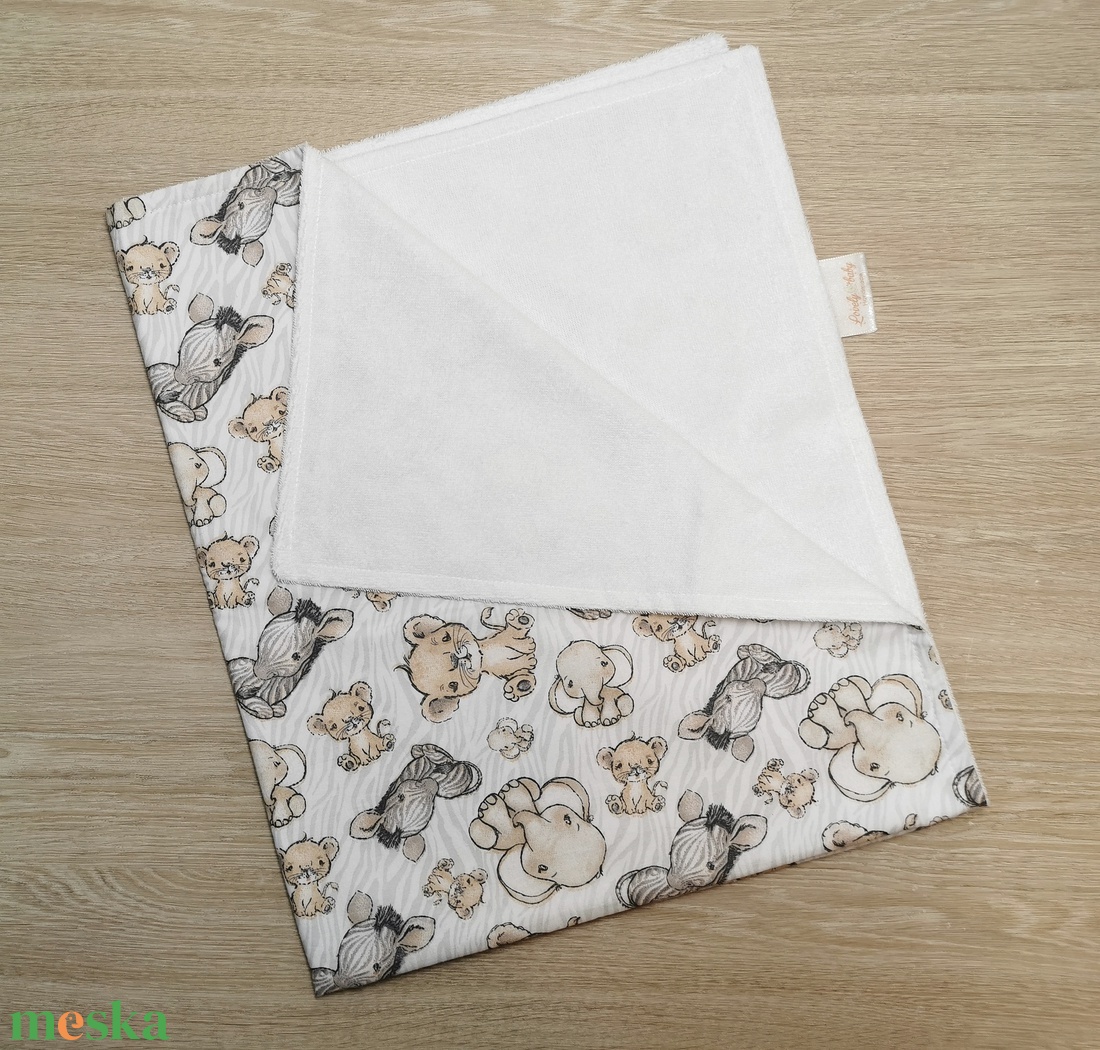 Pelenkázó alátét - Bébi állatos UNISEX - szépségápolás - pelenka & babaápolás - pelenkázó alátét - Meska.hu Pelenkázó alátét - Bébi állatos UNISEX - szépségápolás - pelenka & babaápolás - pelenkázó alátét - Meska.hu