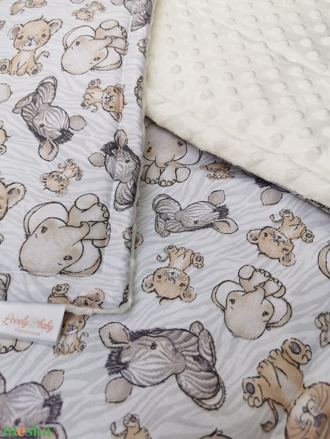 Bélelt baba takaró + párna szett Bébi állatos Bézs minky-vel - UNISEX - otthon & életmód - babaszoba, gyerekszoba - szett kiságyba - Meska.hu