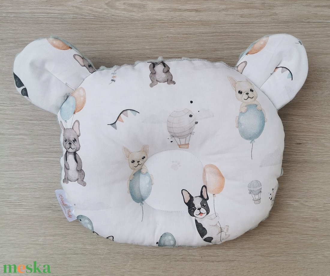 PRÉMIUM Stabilizáló MACI párna Bulldog zsálya minky-vel - otthon & életmód - babaszoba, gyerekszoba - gyerek díszpárna - Meska.hu