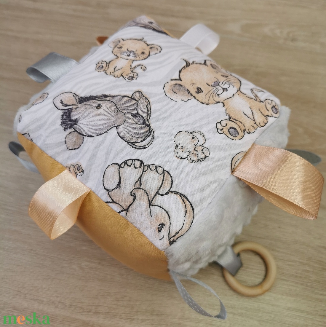 Babakocka Bébi állatos világos szürke minky-vel - UNISEX - játék & sport - 3 éves kor alattiaknak - babakocka - Meska.hu Babakocka Bébi állatos világos szürke minky-vel - UNISEX - játék & sport - 3 éves kor alattiaknak - babakocka - Meska.hu