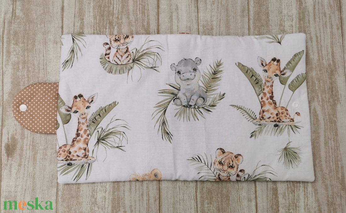 Utazó pelenkatartó táska - kölyök vadállatos Beige belsővel - UNISEX - táska & tok - pelenkatáska - pelenkatartó tok - Meska.hu Utazó pelenkatartó táska - kölyök vadállatos Beige belsővel - UNISEX - táska & tok - pelenkatáska - pelenkatartó tok - Meska.hu