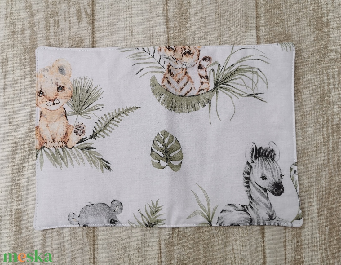 Egészségügyi kiskönyv borító kölyök vadállatos Beige belsővel -UNISEX - játék & sport - babalátogató ajándékcsomag - Meska.hu Egészségügyi kiskönyv borító kölyök vadállatos Beige belsővel -UNISEX - játék & sport - babalátogató ajándékcsomag - Meska.hu