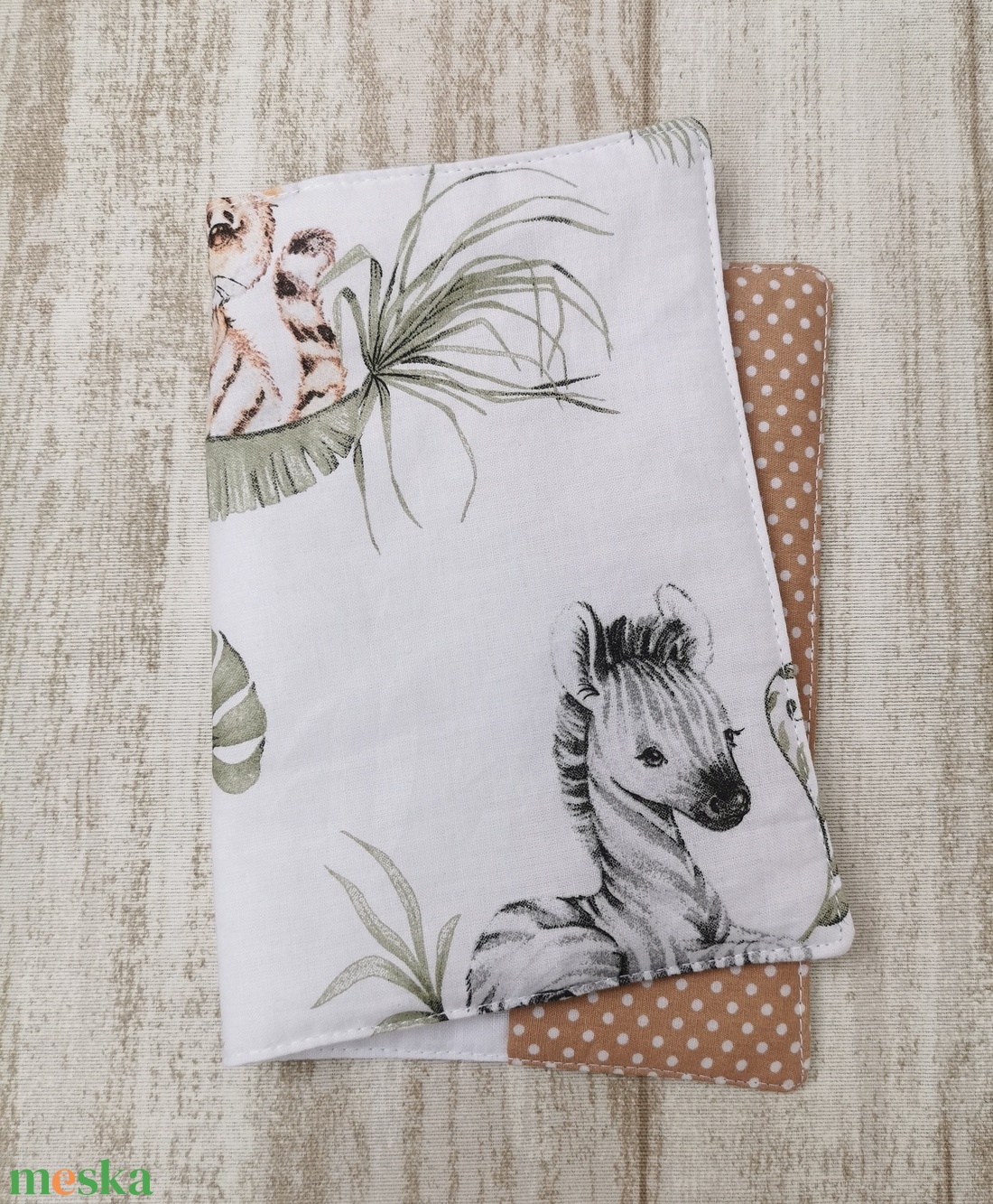 Egészségügyi kiskönyv borító kölyök vadállatos Beige belsővel -UNISEX - játék & sport - babalátogató ajándékcsomag - Meska.hu Egészségügyi kiskönyv borító kölyök vadállatos Beige belsővel -UNISEX - játék & sport - babalátogató ajándékcsomag - Meska.hu