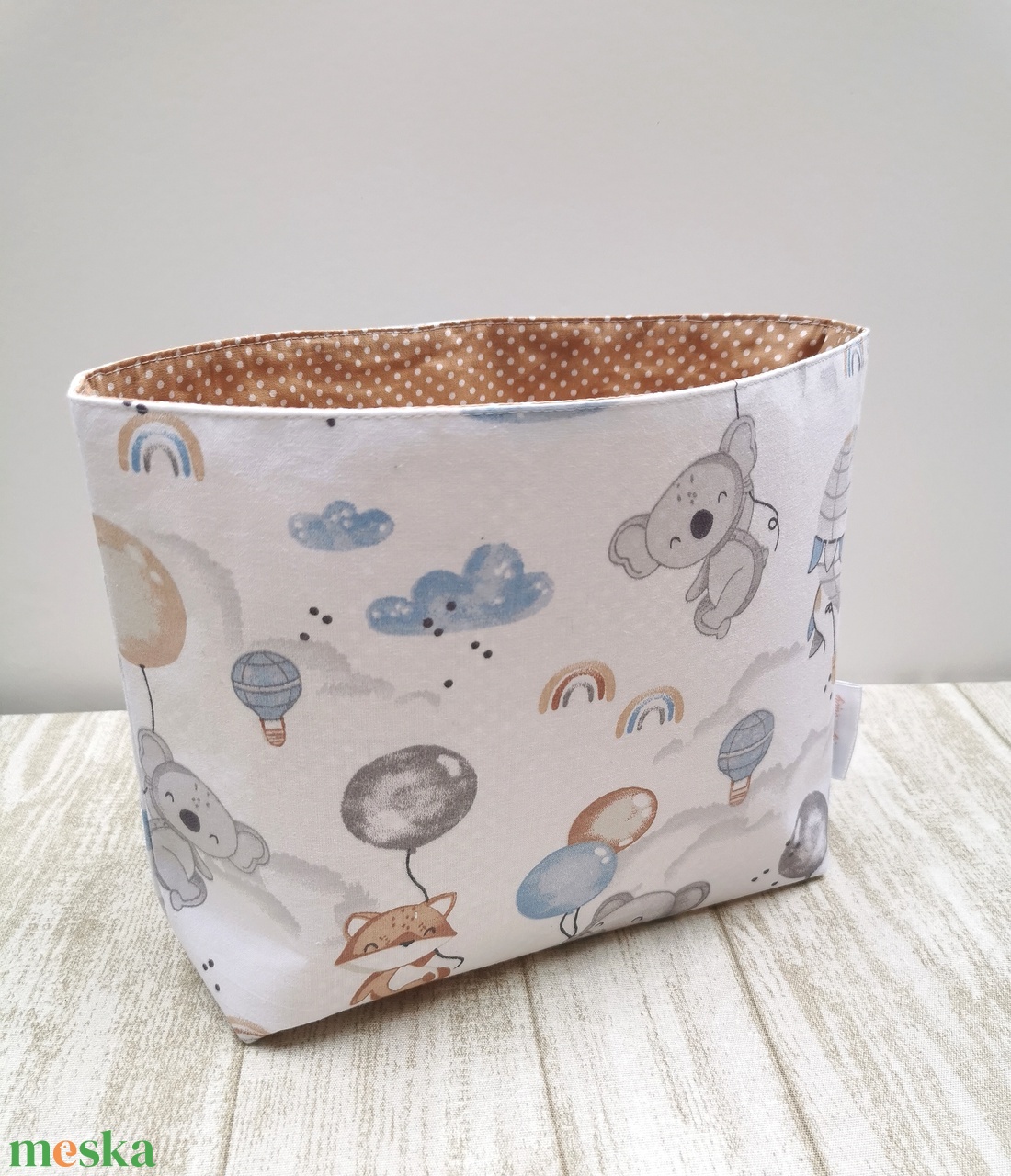 Textil asztali tároló babaszobába - Elefánt, róka, koala lufival UNISEX - otthon & életmód - tárolás & rendszerezés - tárolókosár - Meska.hu Textil asztali tároló babaszobába - Elefánt, róka, koala lufival UNISEX - otthon & életmód - tárolás & rendszerezés - tárolókosár - Meska.hu