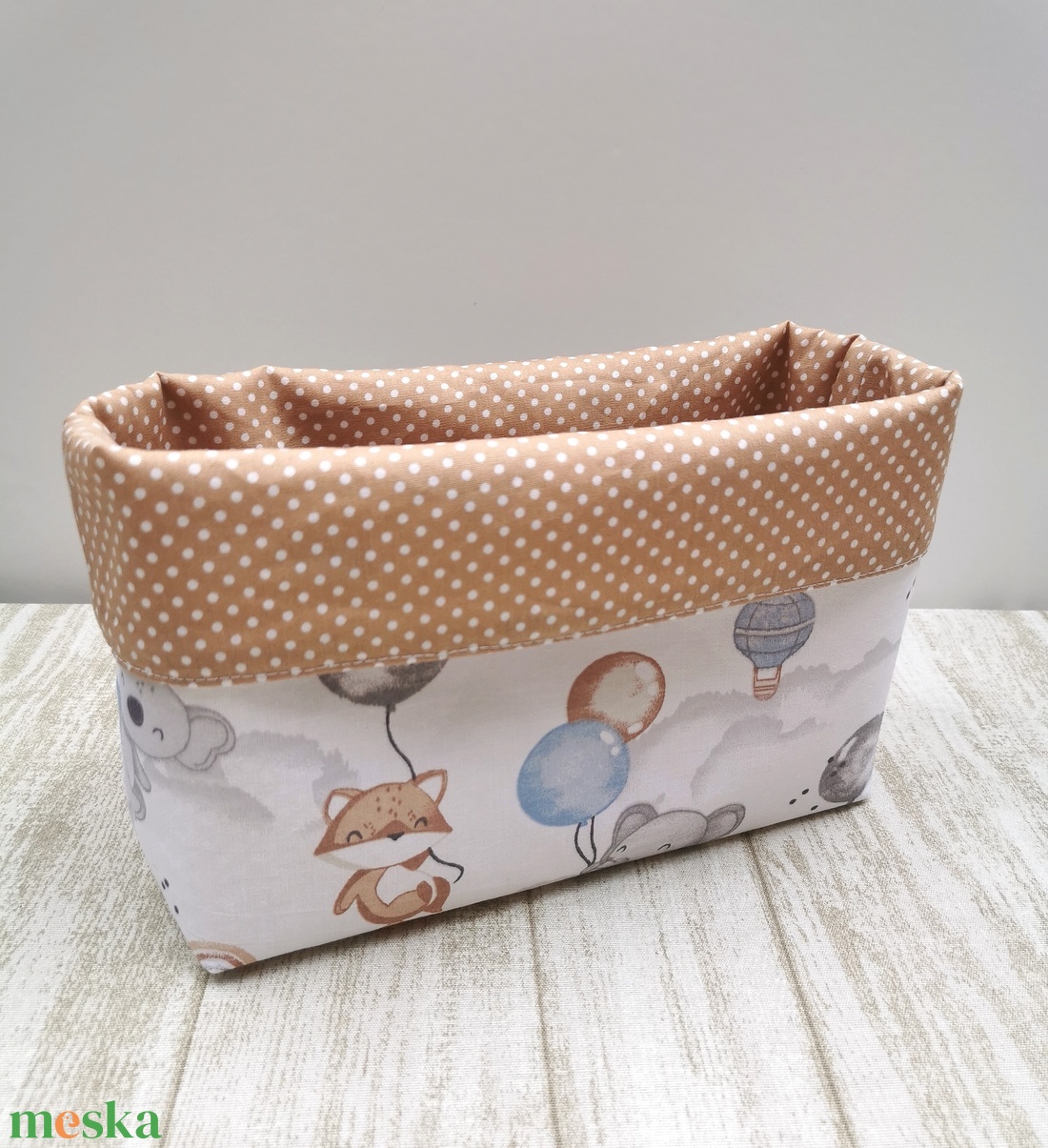 Textil asztali tároló babaszobába - Elefánt, róka, koala lufival UNISEX - otthon & életmód - tárolás & rendszerezés - tárolókosár - Meska.hu Textil asztali tároló babaszobába - Elefánt, róka, koala lufival UNISEX - otthon & életmód - tárolás & rendszerezés - tárolókosár - Meska.hu