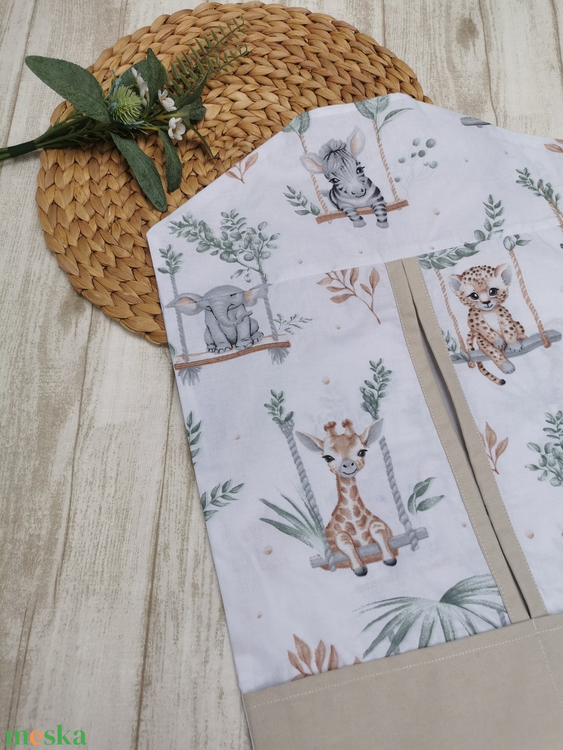 Óvodai Szett 3 db-os - Ruhazsák tornazsák és tisztasági zsák hintázó szafari állatok- beige UNISEX - játék & sport - ovis felszerelés - ovis szett - Meska.hu Óvodai Szett 3 db-os - Ruhazsák tornazsák és tisztasági zsák hintázó szafari állatok- beige UNISEX - játék & sport - ovis felszerelés - ovis szett - Meska.hu