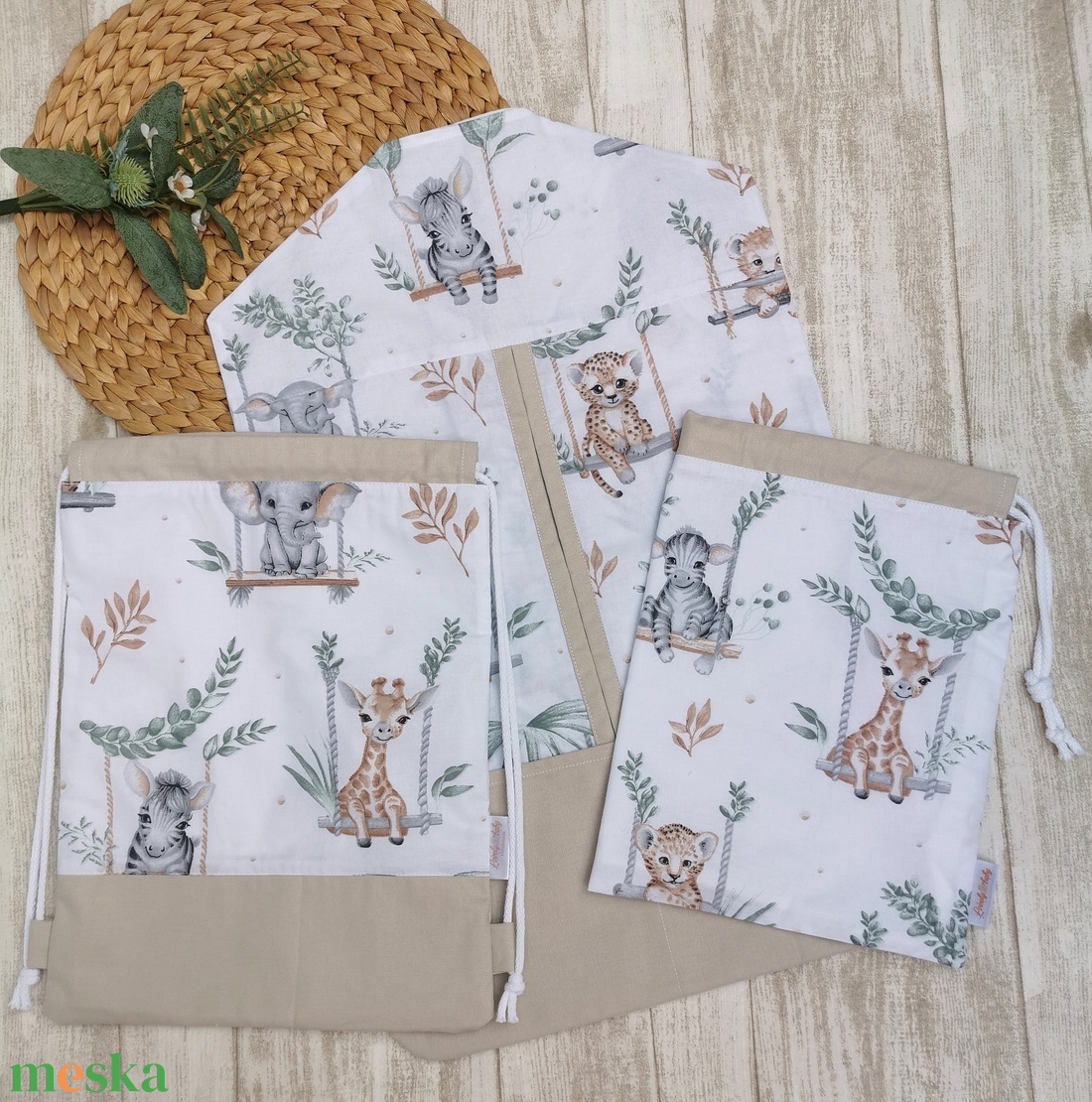 Óvodai Szett 3 db-os - Ruhazsák tornazsák és tisztasági zsák hintázó szafari állatok- beige UNISEX - játék & sport - ovis felszerelés - ovis szett - Meska.hu Óvodai Szett 3 db-os - Ruhazsák tornazsák és tisztasági zsák hintázó szafari állatok- beige UNISEX - játék & sport - ovis felszerelés - ovis szett - Meska.hu