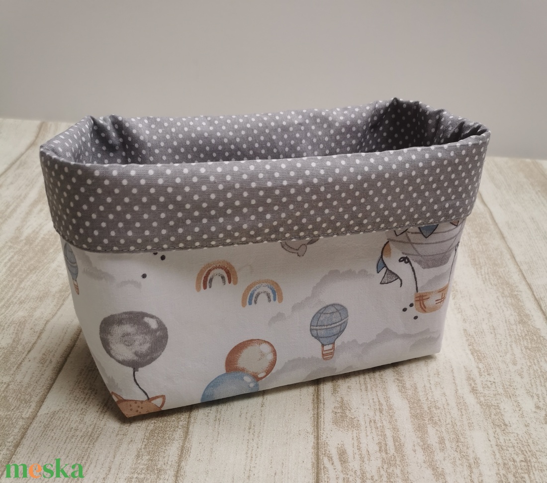 Textil asztali tároló babaszobába - Elefánt, róka, koala lufival szürke - otthon & életmód - tárolás & rendszerezés - tárolókosár - Meska.hu