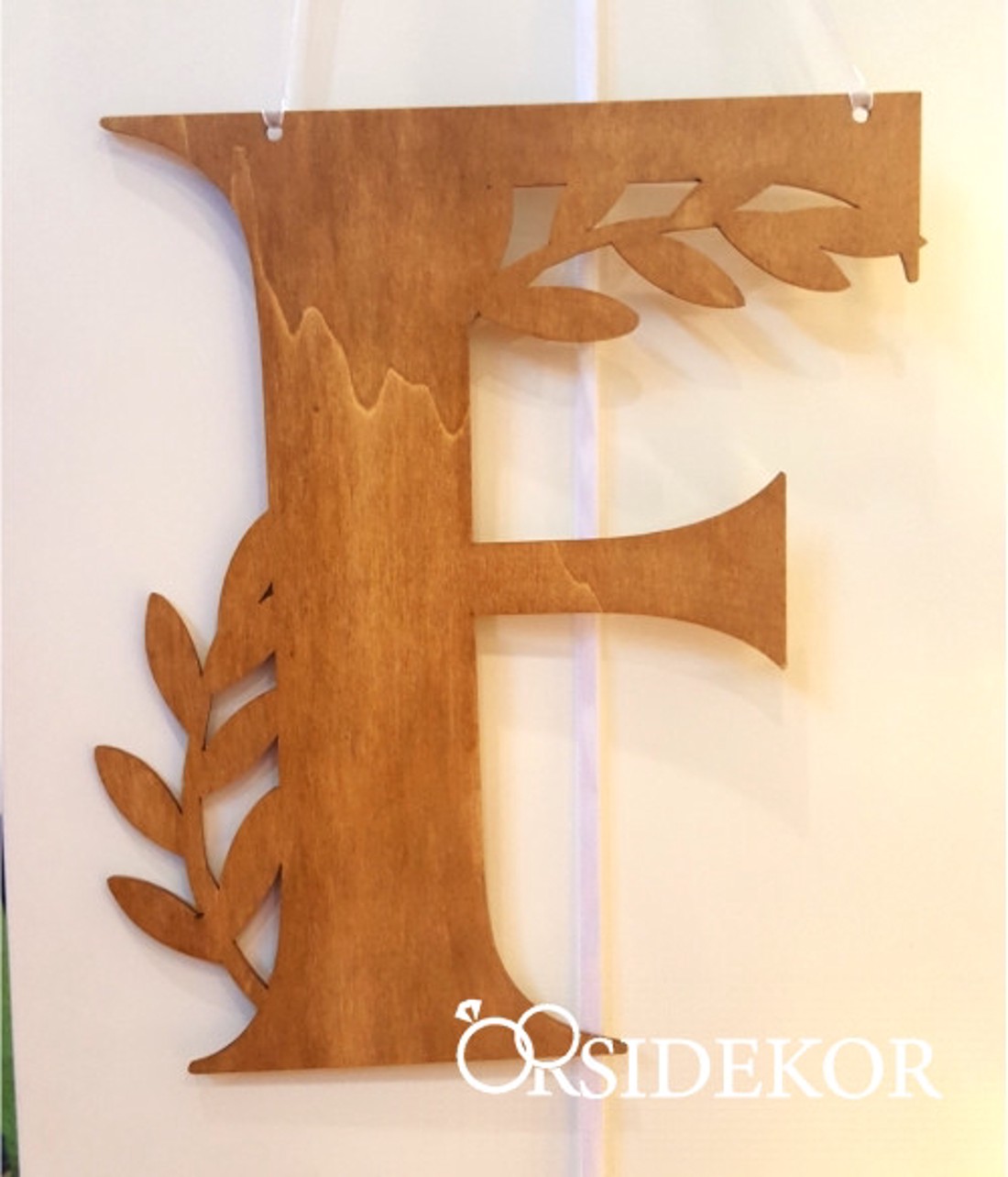 Modern levélmintás fa monogram - esküvő - dekoráció - helyszíni dekor - Meska.hu