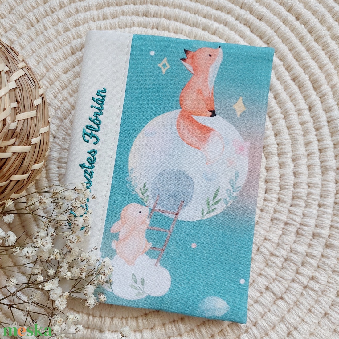 Egészségügyi kiskönyv borító, róka és nyuszi, vanília fagyi, LuannaBaby  - baba - mama - babaemlékek - egészségügyi kiskönyv borító - Meska.hu