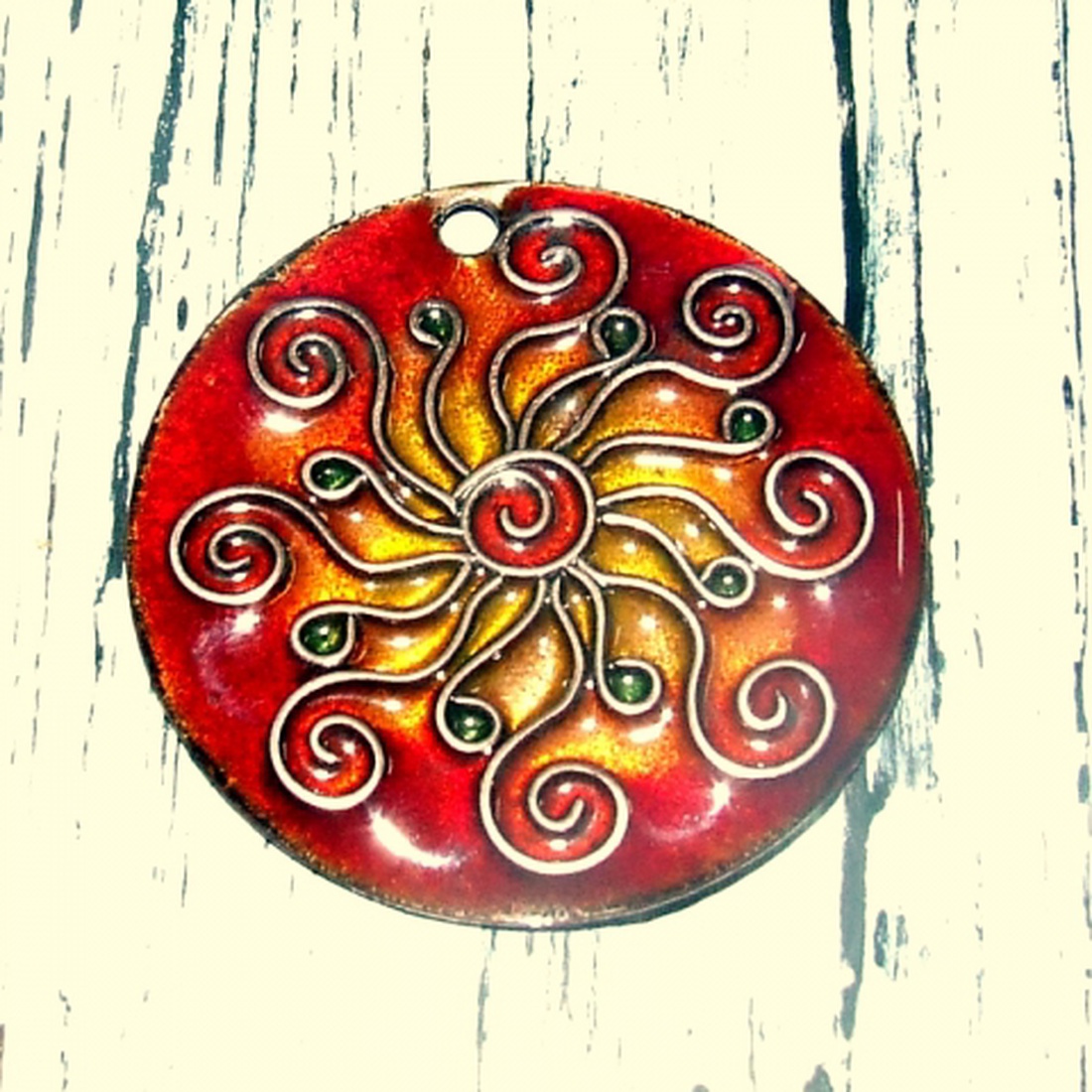 Fénylő nap tűzzománc medál -  - Meska.hu