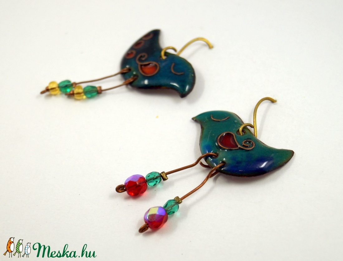Vidám, felemás :)  Álmodó madárka tűzzománc fülbevaló -  kék -  - Meska.hu