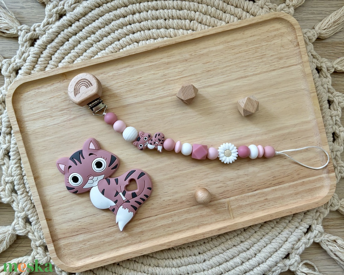 Cicás cumilánc, rágcsalánc � Babalátogató ajándék �Babaváró ajándék - játék & sport - 3 éves kor alattiaknak - cumilánc - Meska.hu